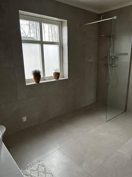 Ny Laegenhet I Vesene Apartman Ljung Kültér fotó